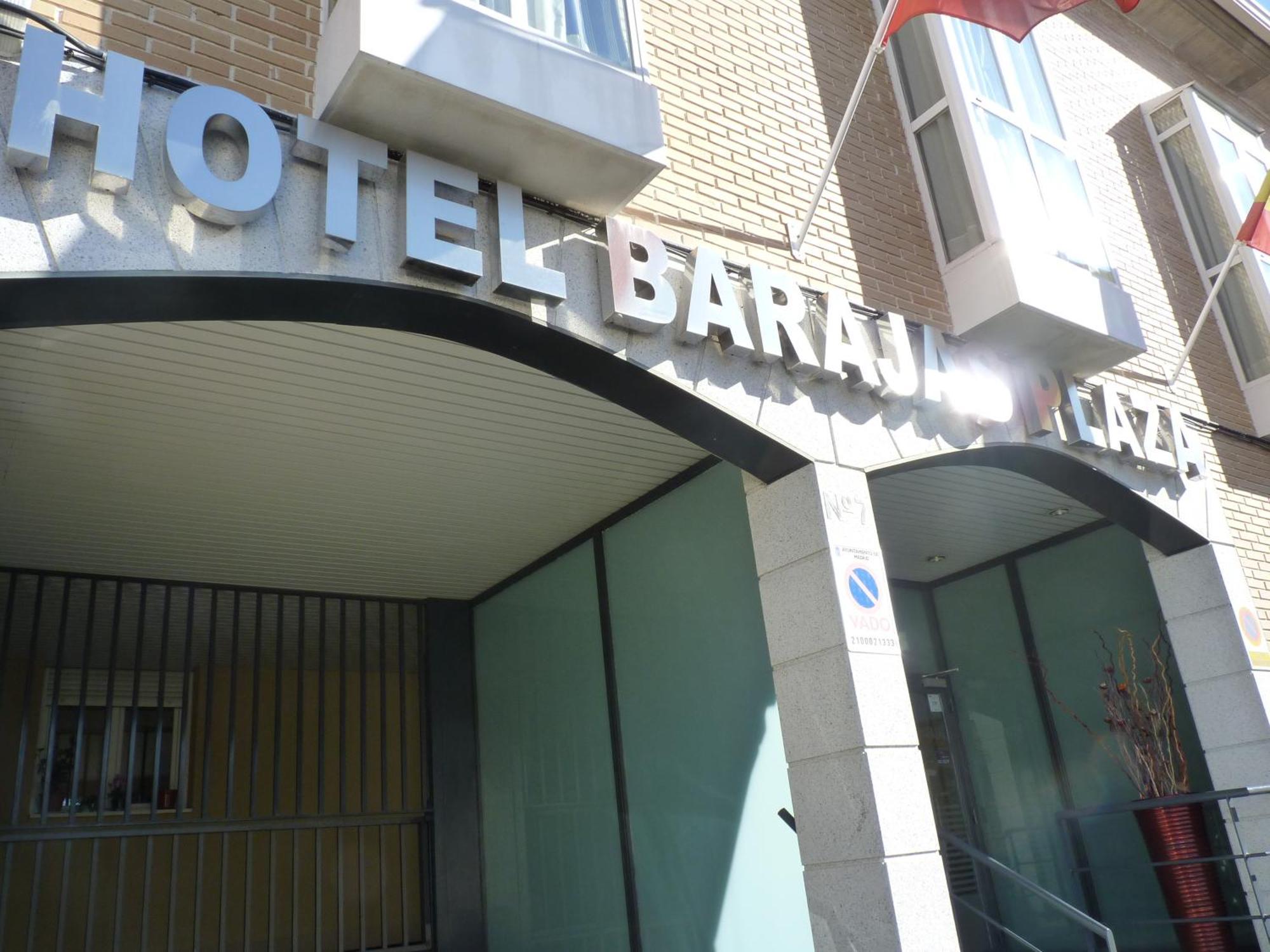 Hotel Barajas Plaza Madrid Exterior foto