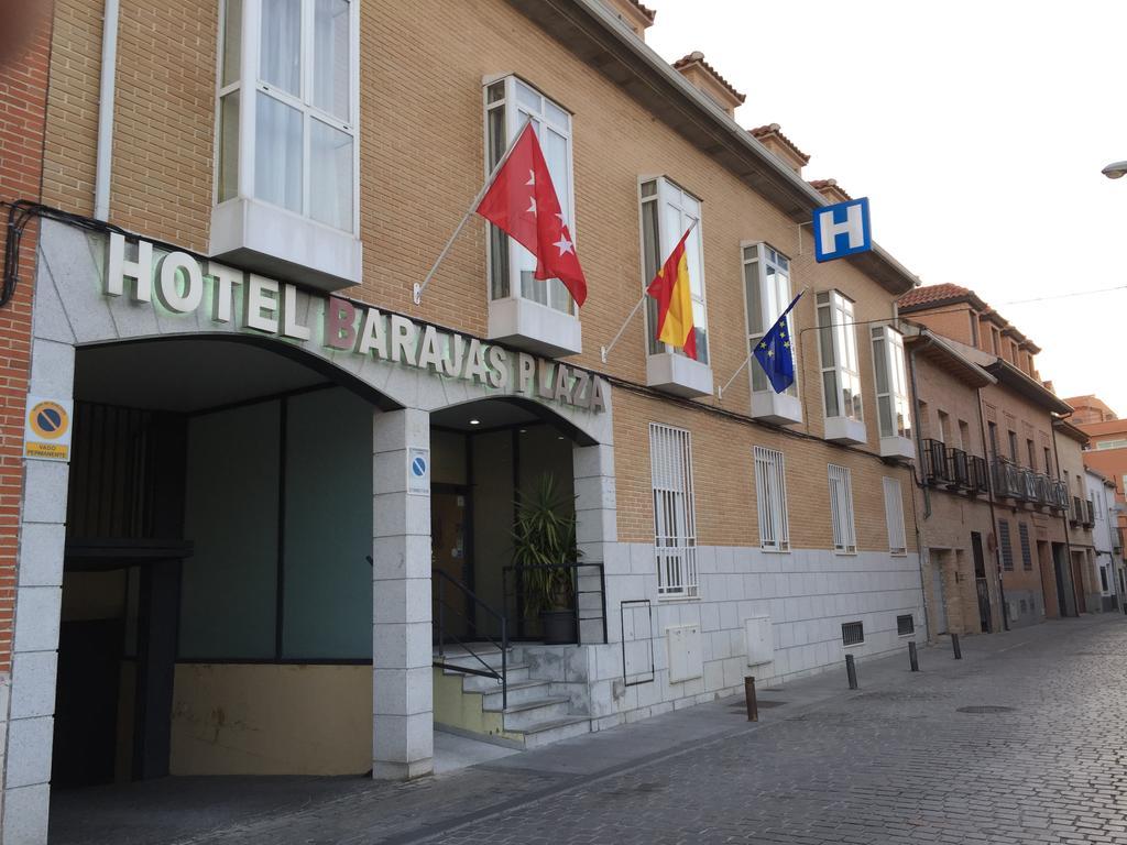 Hotel Barajas Plaza Madrid Exterior foto